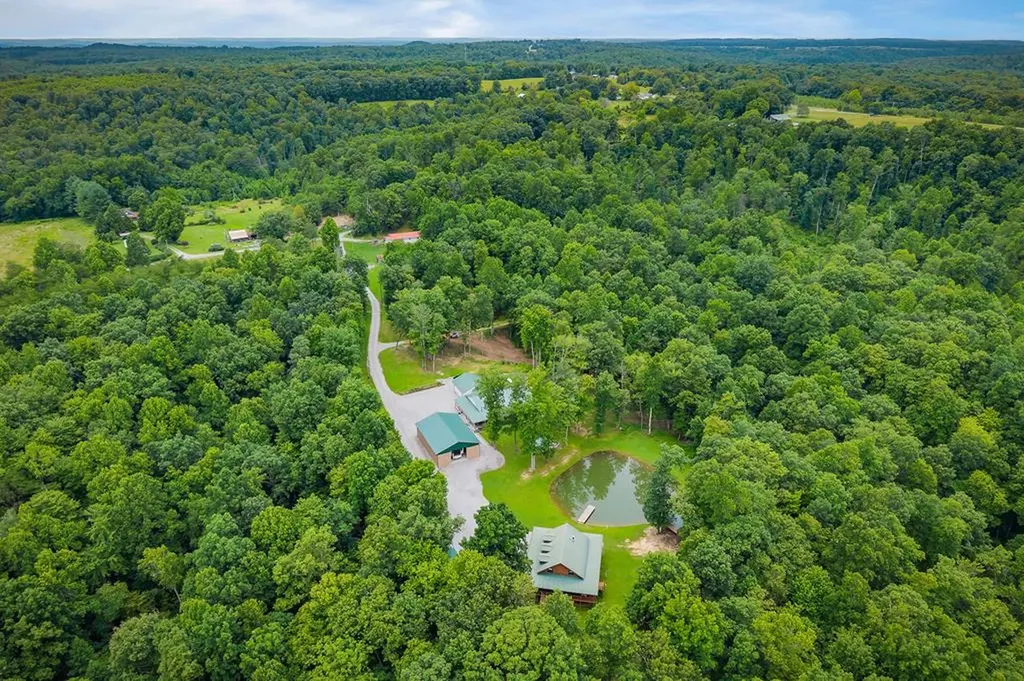 137 Allen Way Crossville TN 38572