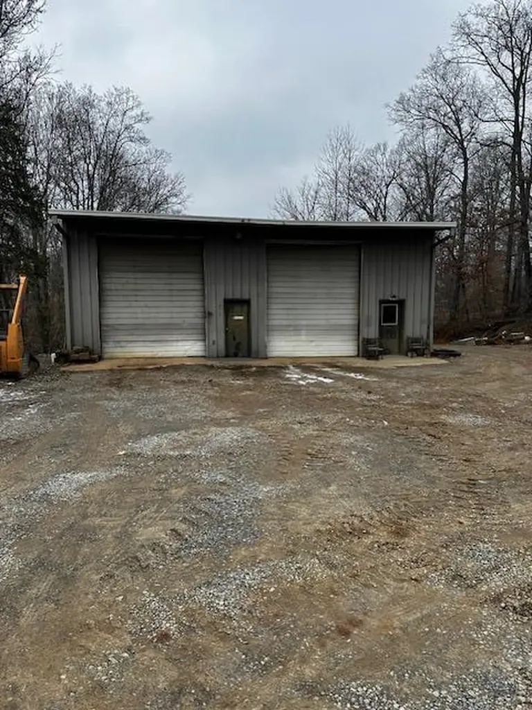 5404 S Grundy Quarles Highway Bloomington Springs TN 38545