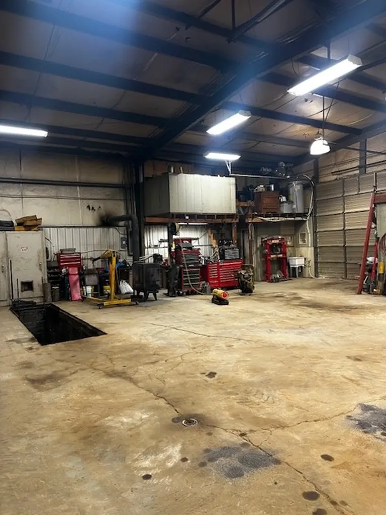 5404 S Grundy Quarles Highway Bloomington Springs TN 38545