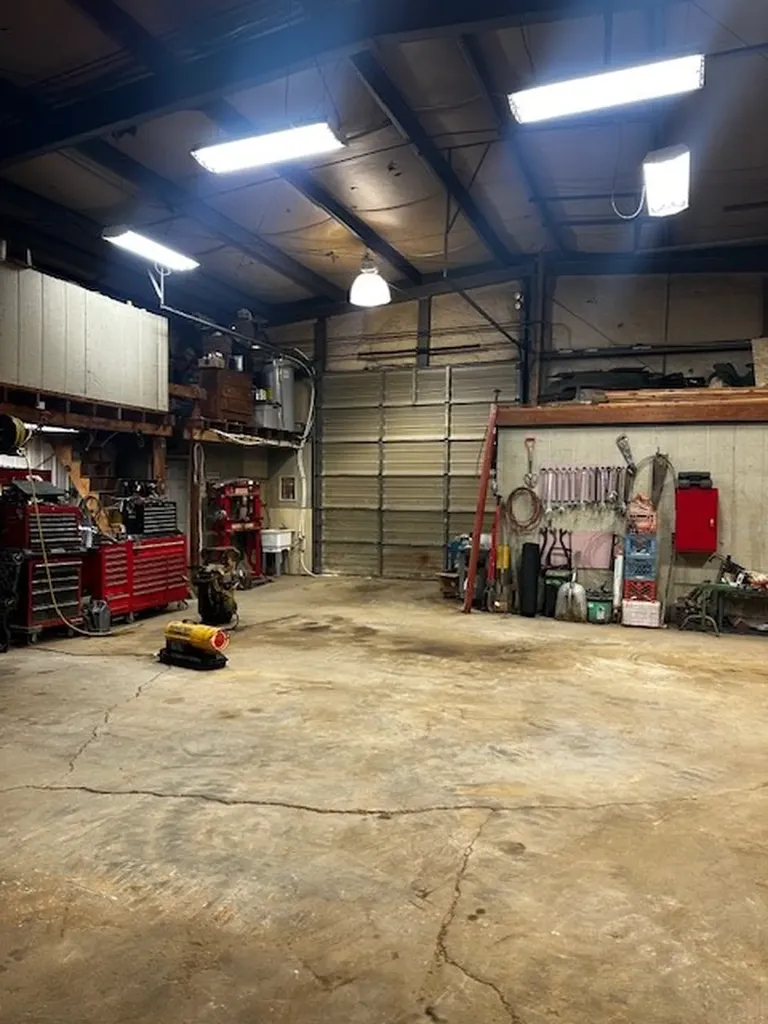 5404 S Grundy Quarles Highway Bloomington Springs TN 38545