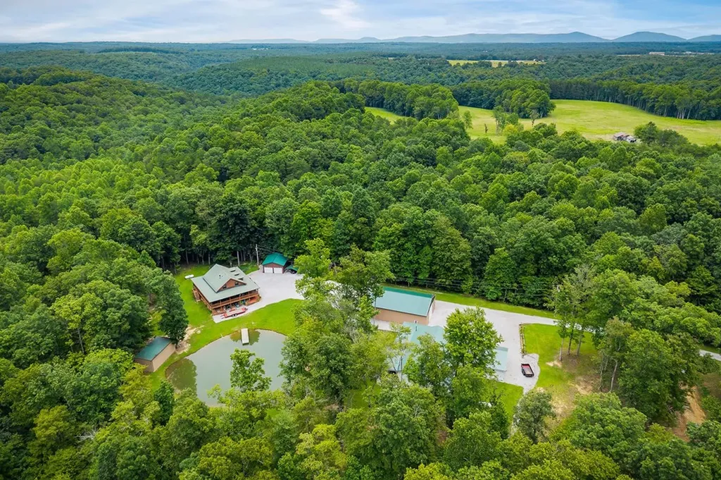 113 Allen Way Crossville TN 38572