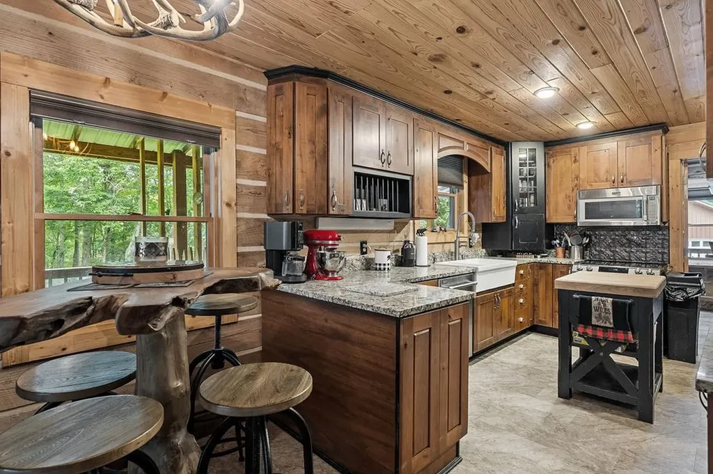 113 Allen Way Crossville TN 38572