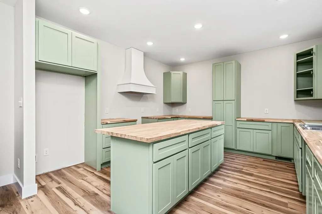 122 Canter Lane Jamestown TN 38556