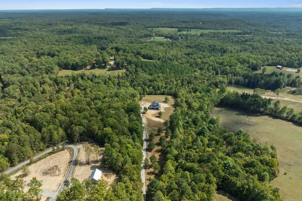 122 Canter Lane Jamestown TN 38556