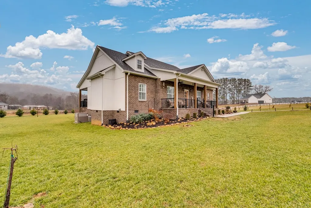 203 Daylily Drive Sparta TN 38583