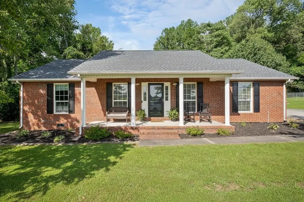 143 Old Qualls Road Cookeville TN 38506