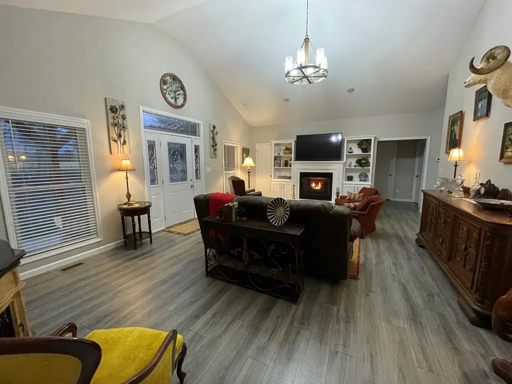 4282 Standing Rock Road Jamestown TN 38556