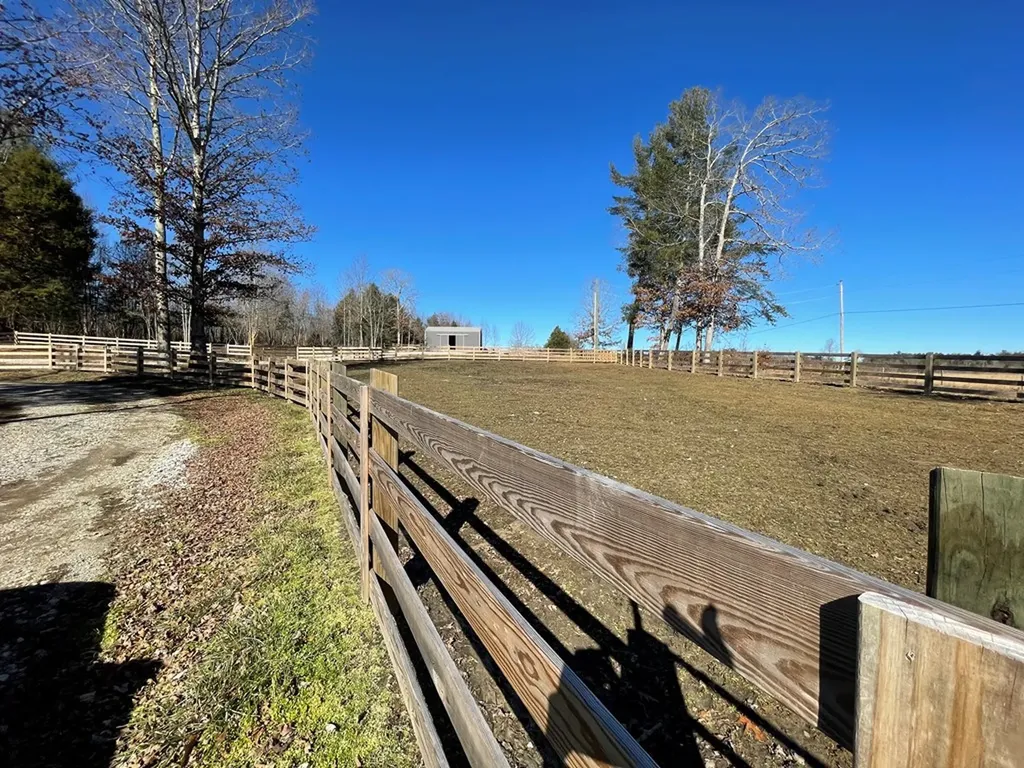 4282 Standing Rock Road Jamestown TN 38556