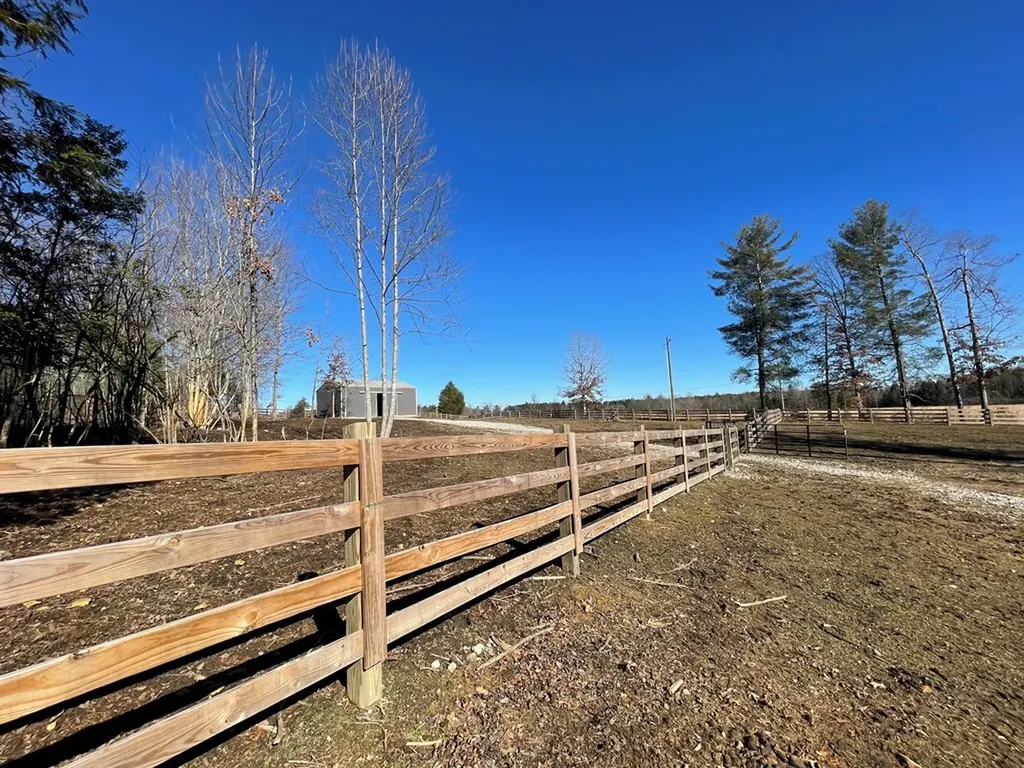 4282 Standing Rock Road Jamestown TN 38556