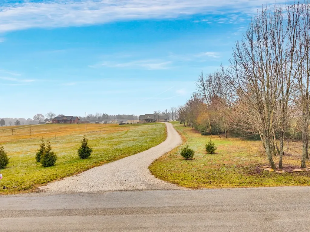 281 Barnes Road Cookeville TN 38506