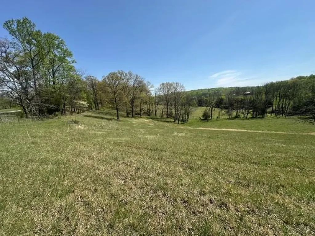 515 Jericho Road Quebeck TN 38579