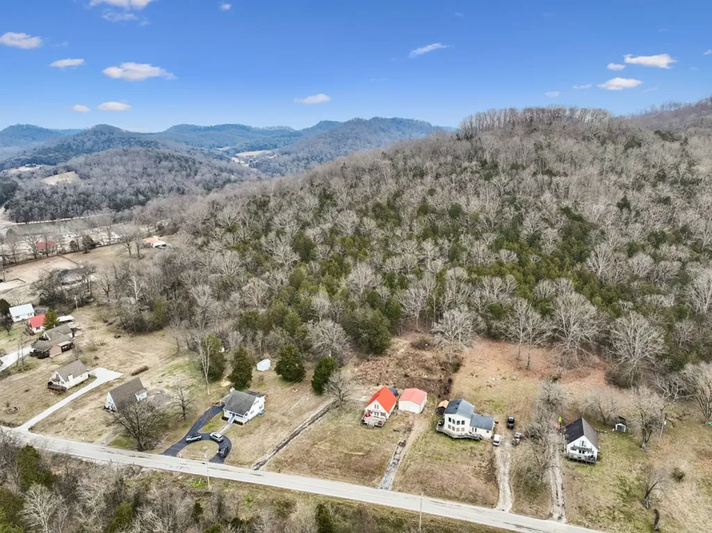 177 Lakeside Drive Carthage TN 37030