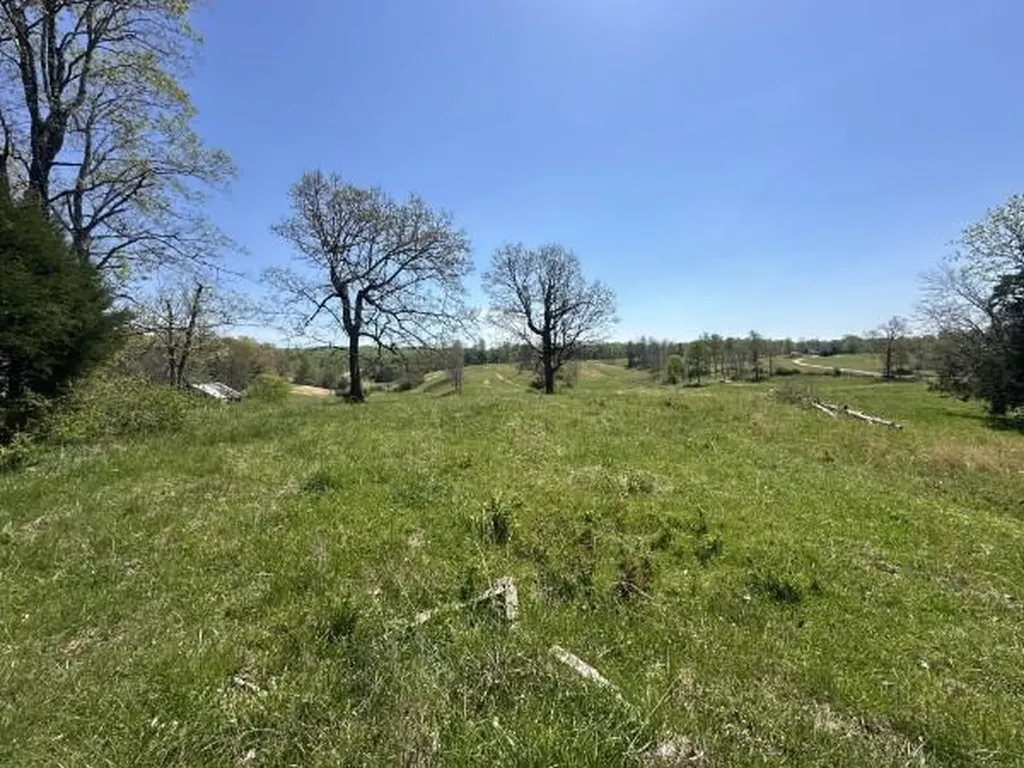 515 Jericho Road Quebeck TN 38579