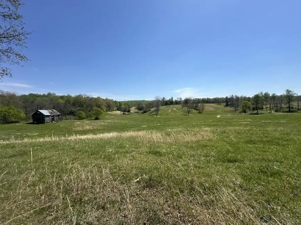515 Jericho Road Quebeck TN 38579