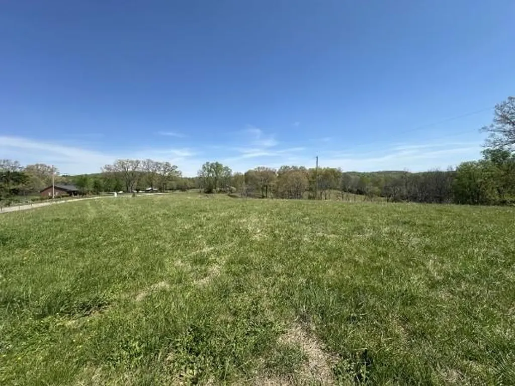 515 Jericho Road Quebeck TN 38579