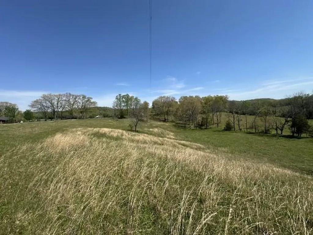 515 Jericho Road Quebeck TN 38579