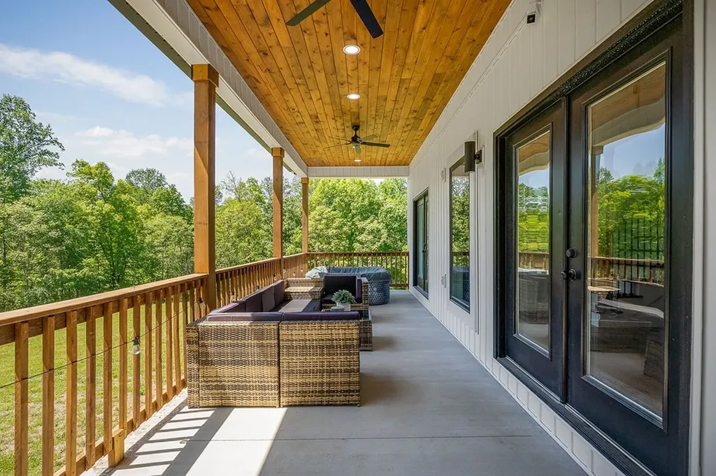 250 Dyer Ridge Road Baxter TN 38544
