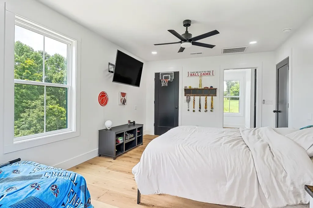 250 Dyer Ridge Road Baxter TN 38544