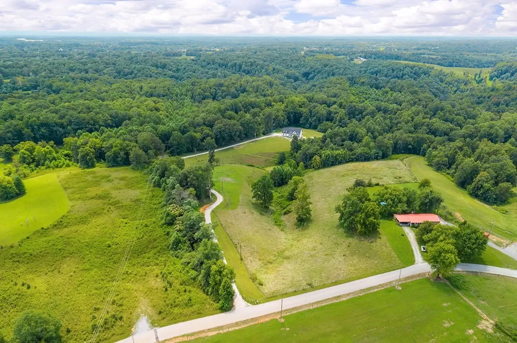 250 Dyer Ridge Road Baxter TN 38544