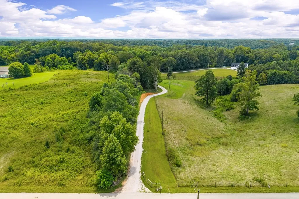 250 Dyer Ridge Road Baxter TN 38544