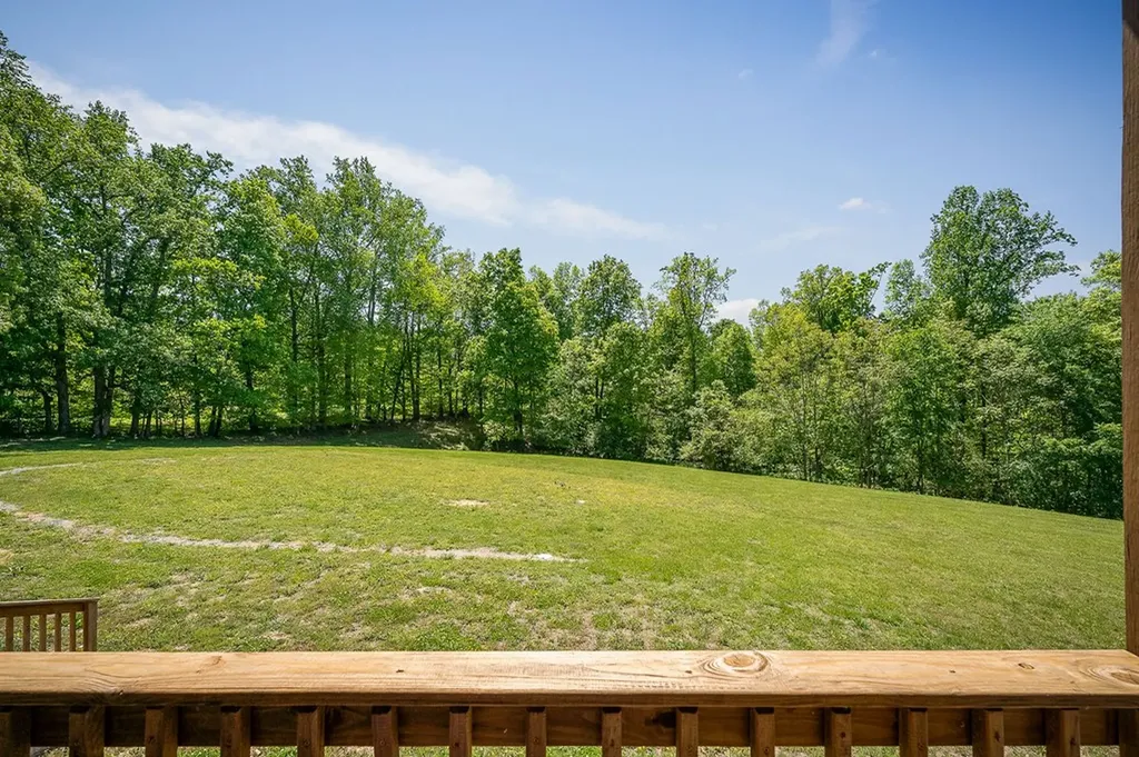 250 Dyer Ridge Road Baxter TN 38544
