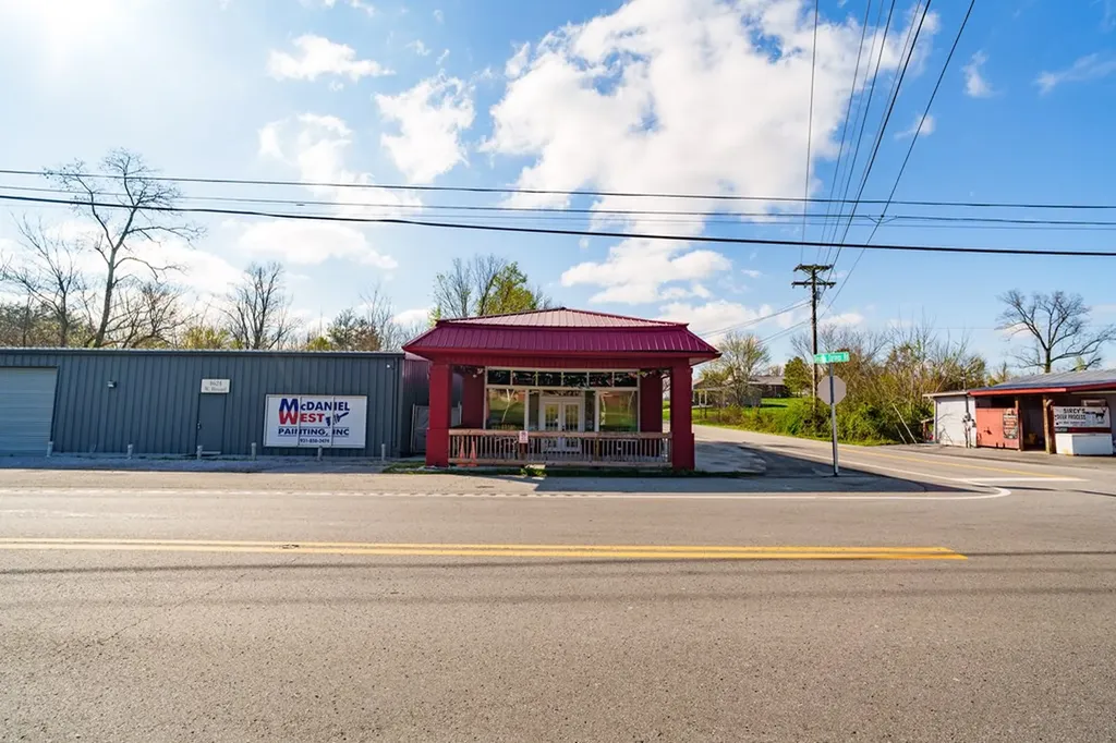 4628 W Broad Street Cookeville TN 38501