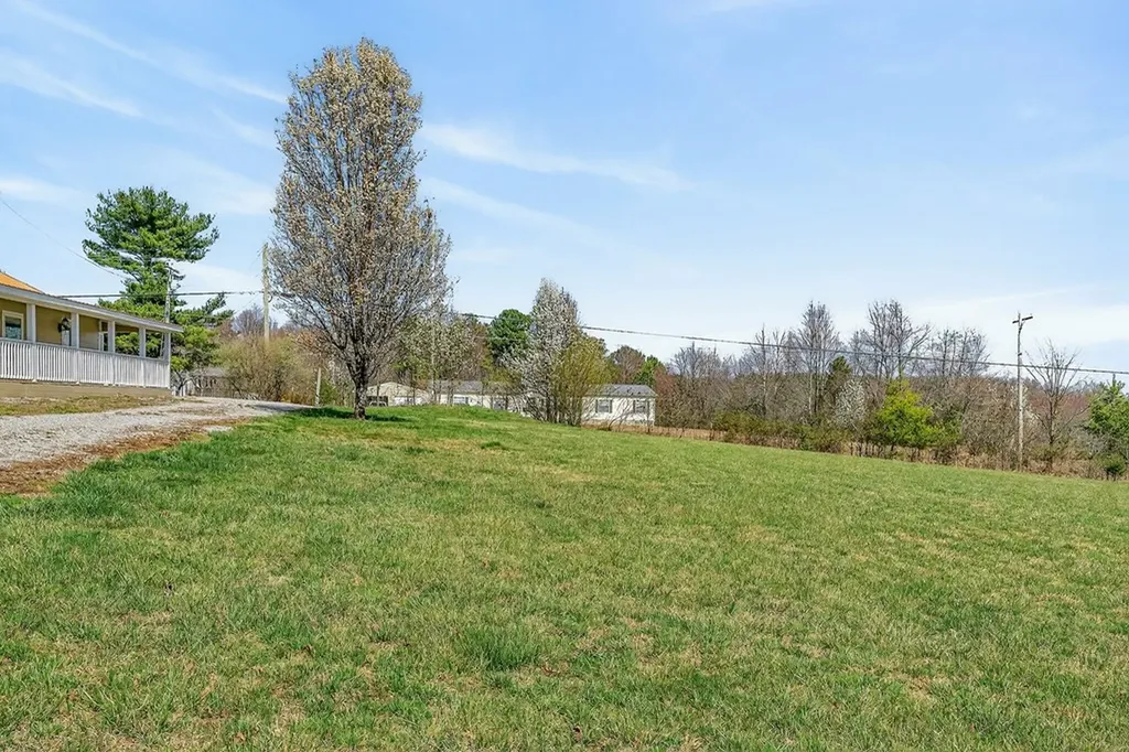 1400 E 1410 College Street Spencer TN 38585