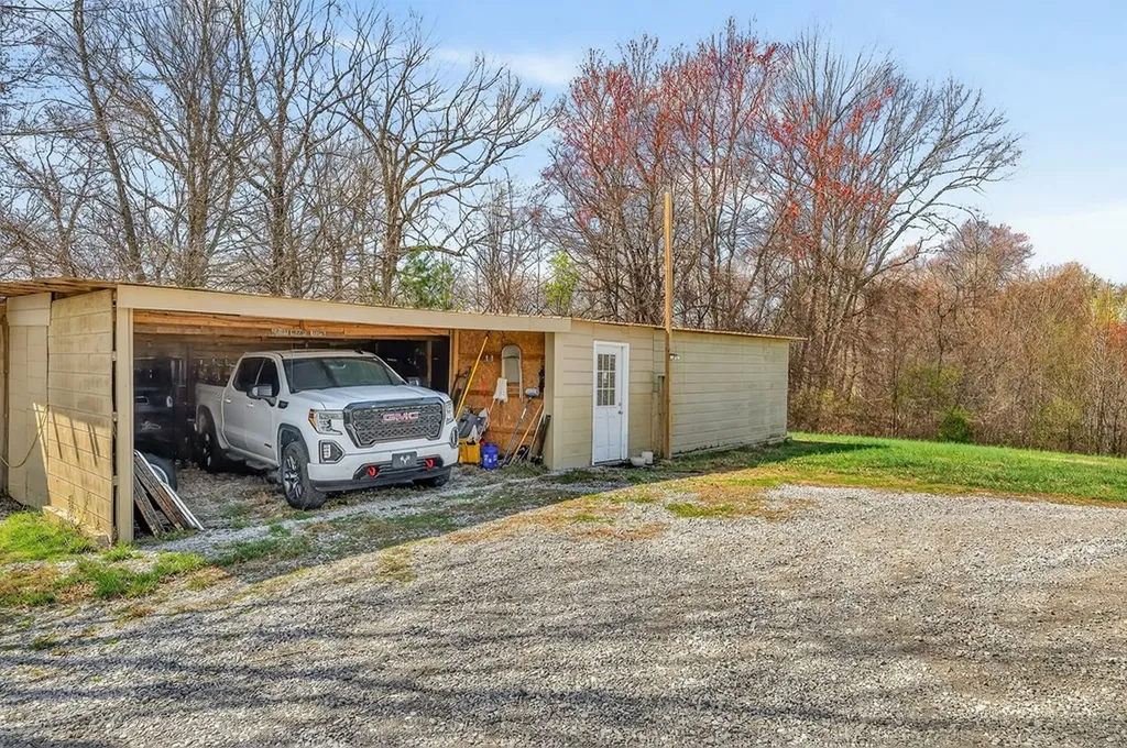 1400 E 1410 College Street Spencer TN 38585