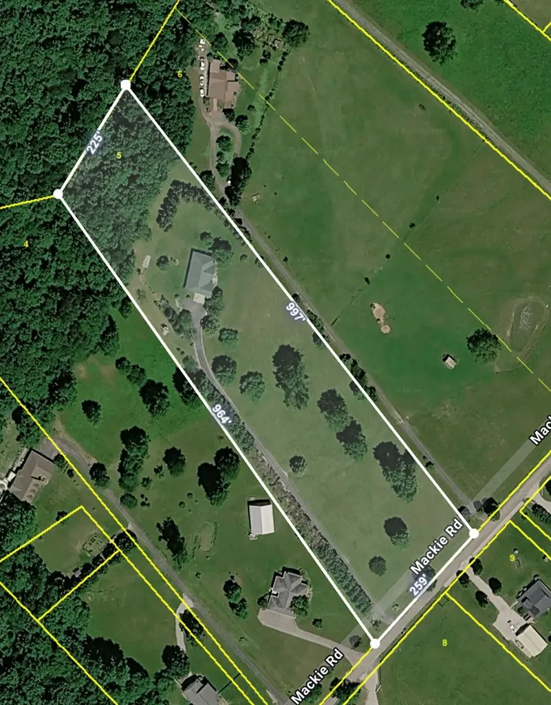 444 Mackie Road Sparta TN 38583