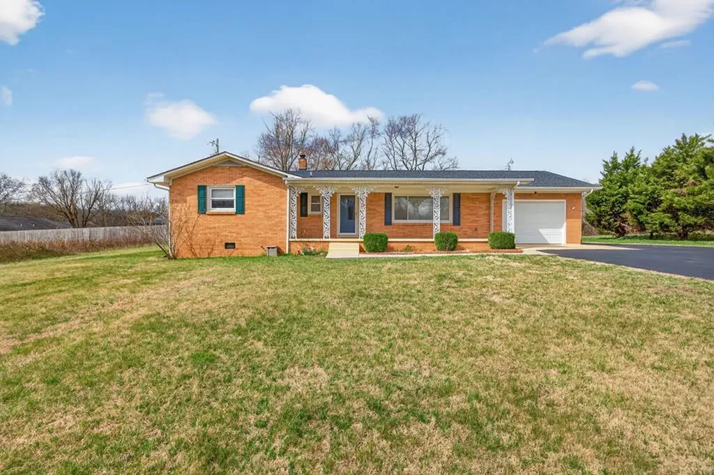 4920 Dodson Branch Cookeville TN 38501