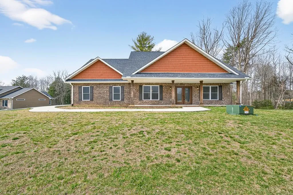 204 Suzie Court Crossville TN 38555