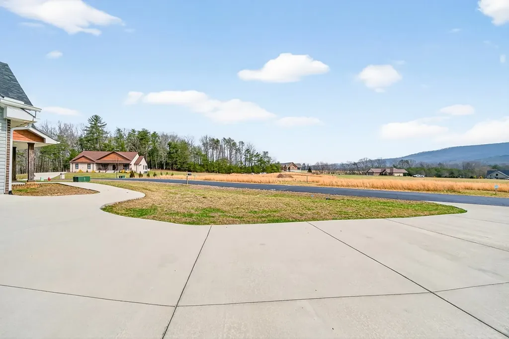 204 Suzie Court Crossville TN 38555
