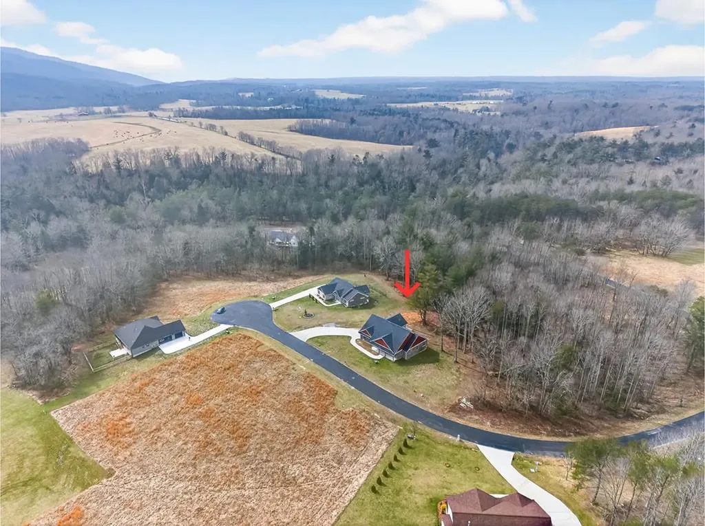 204 Suzie Court Crossville TN 38555