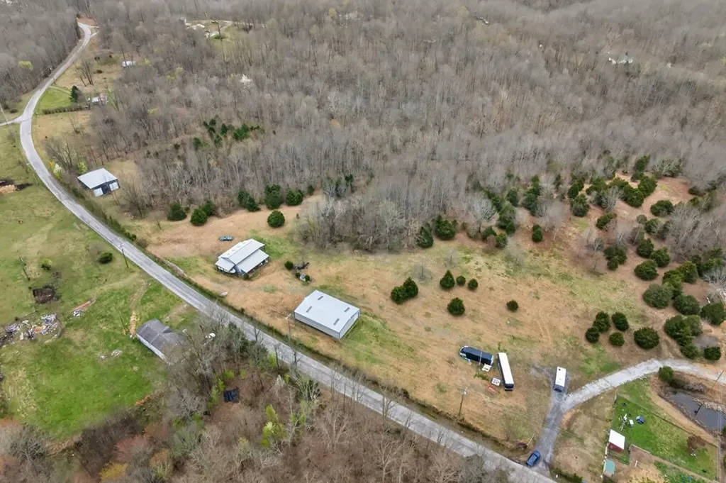 2344 Turkeytown Road Hilham TN 38568