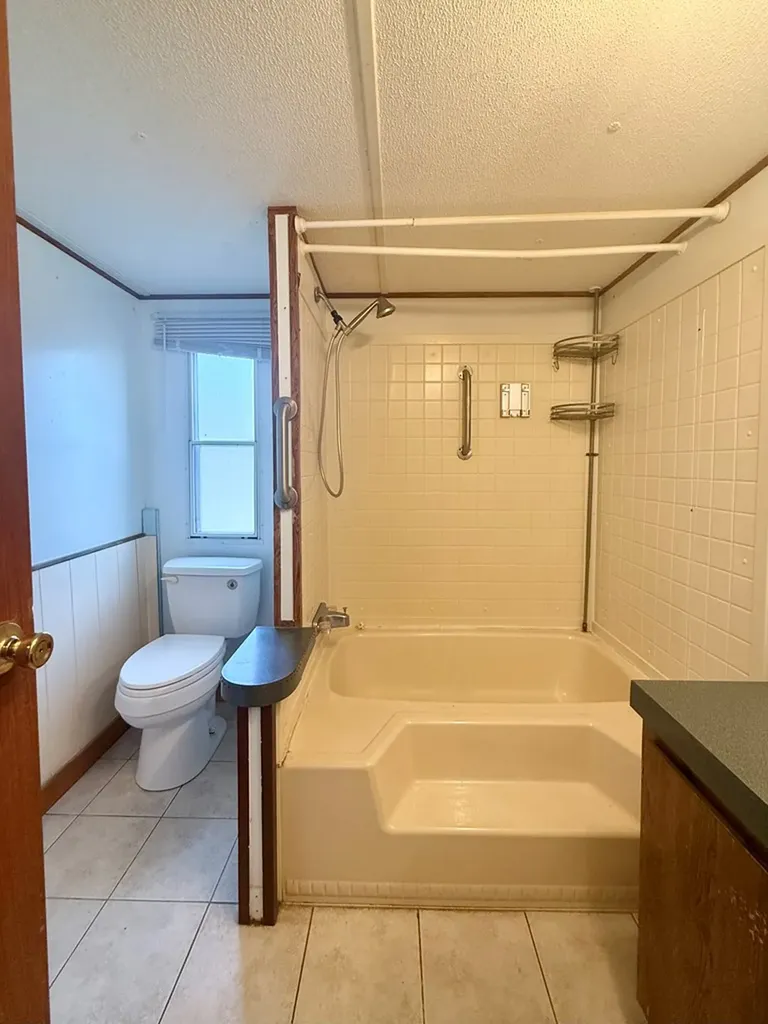 2191 Seven Knobs Road Gainesboro TN 38562-5527