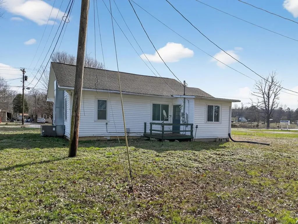 1360 Dunavin Drive Baxter TN 38544