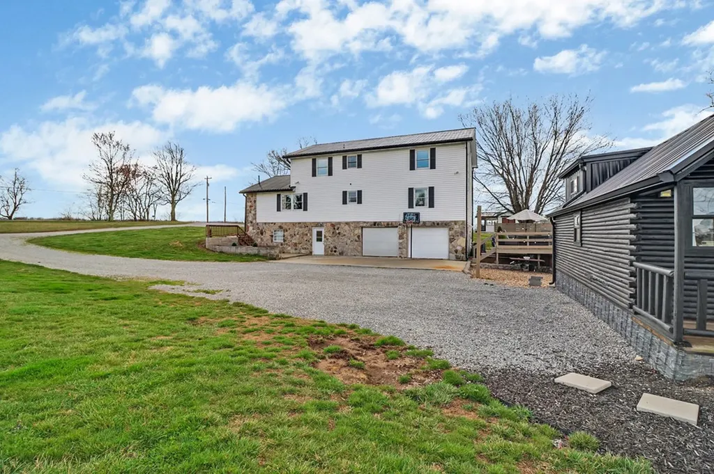 7616 Plateau Road Crossville TN 38571