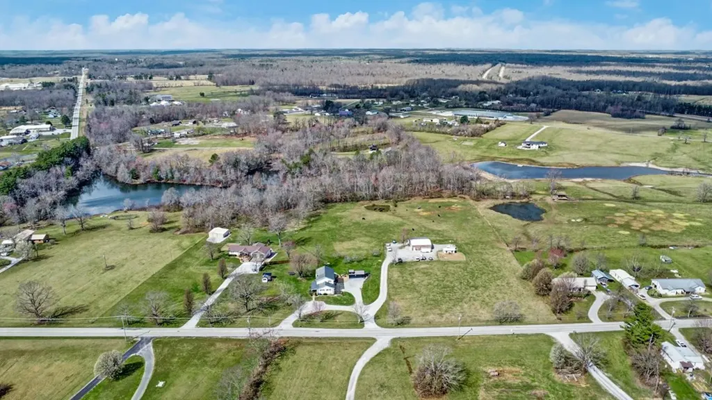 7616 Plateau Road Crossville TN 38571