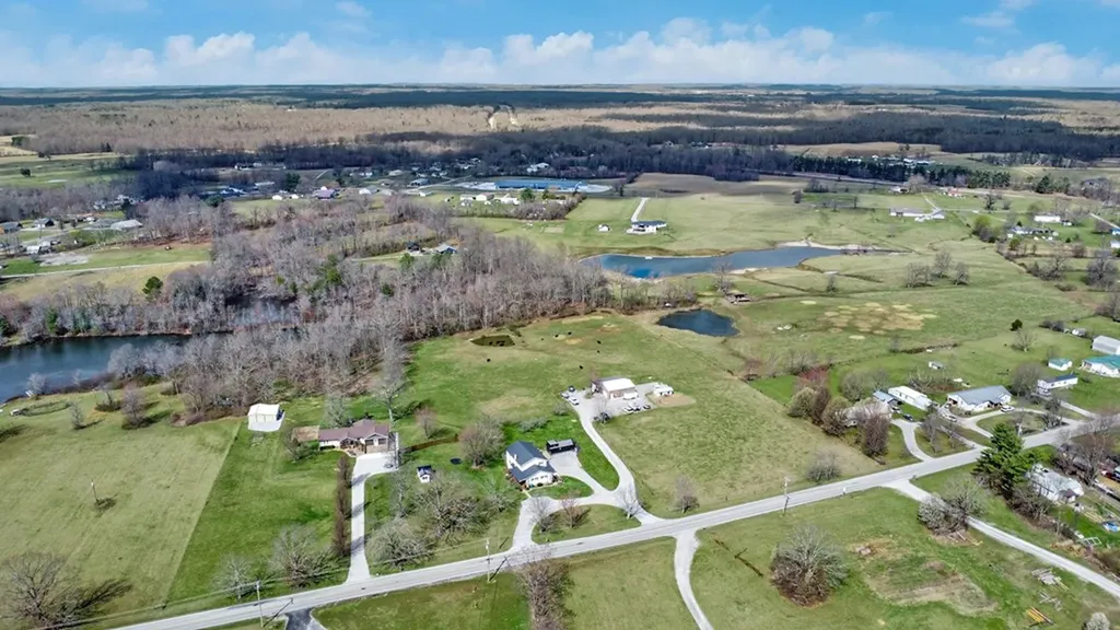 7616 Plateau Road Crossville TN 38571