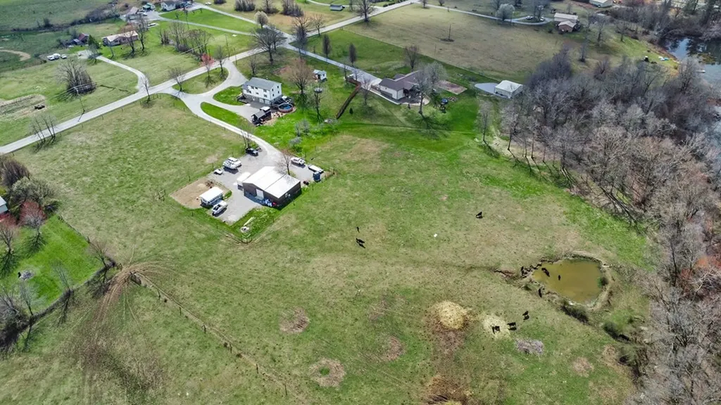 7616 Plateau Road Crossville TN 38571