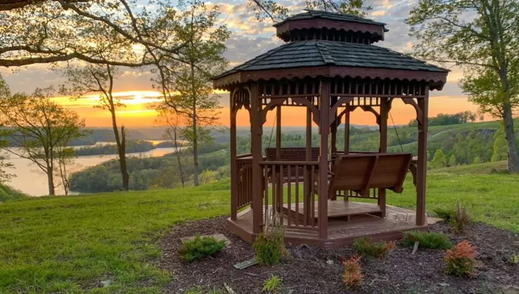 50D Crappie Lane Hilham TN 38568
