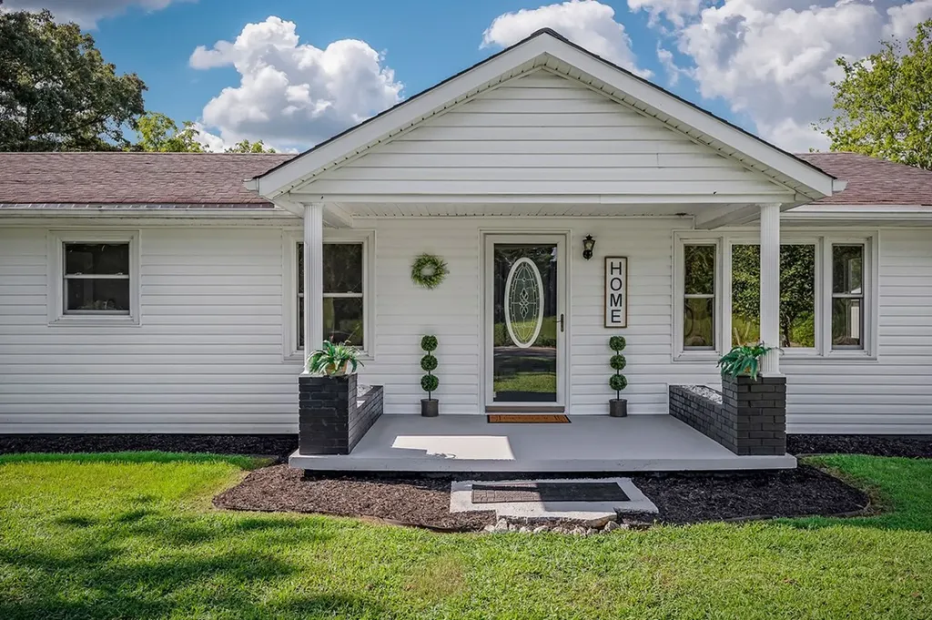 220 220 Higginbotham Road Mcminnville TN 37110