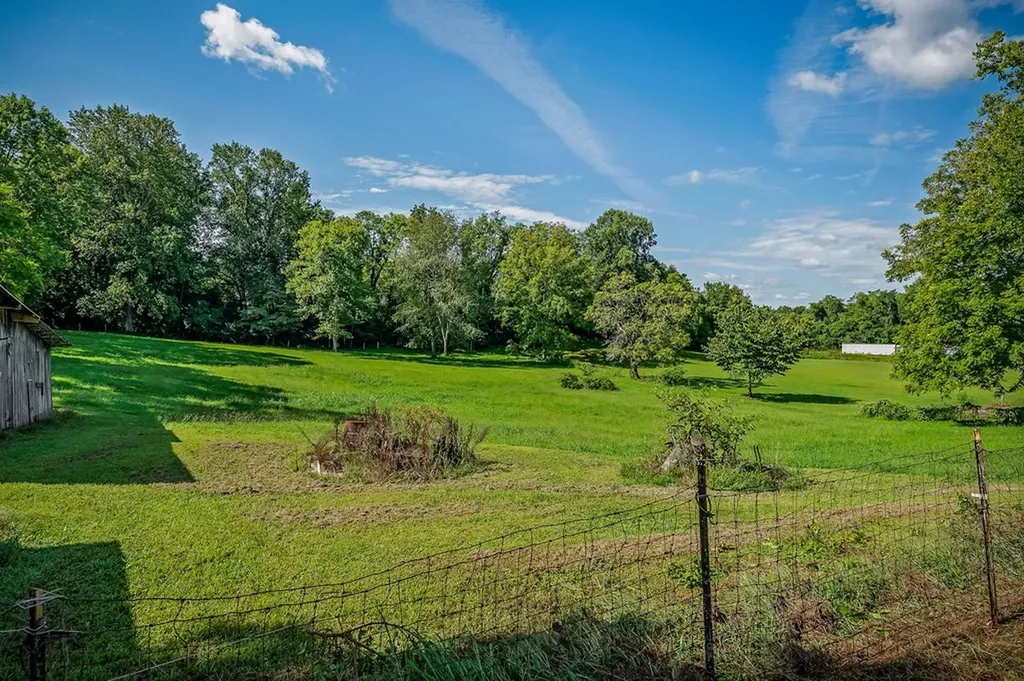 220 220 Higginbotham Road Mcminnville TN 37110