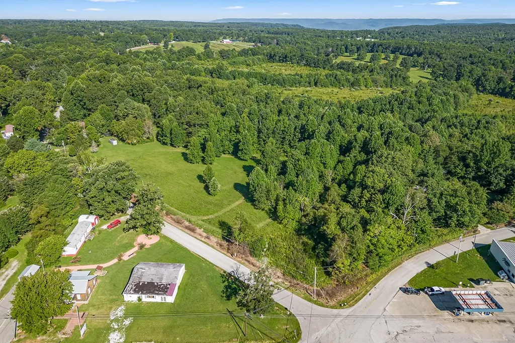 5445 Coal Bank Road Sparta TN 38583