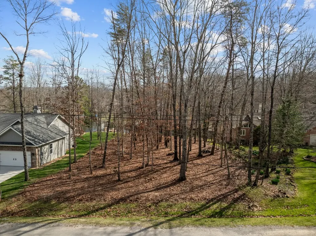15 Andover Lane Crossville TN 38558