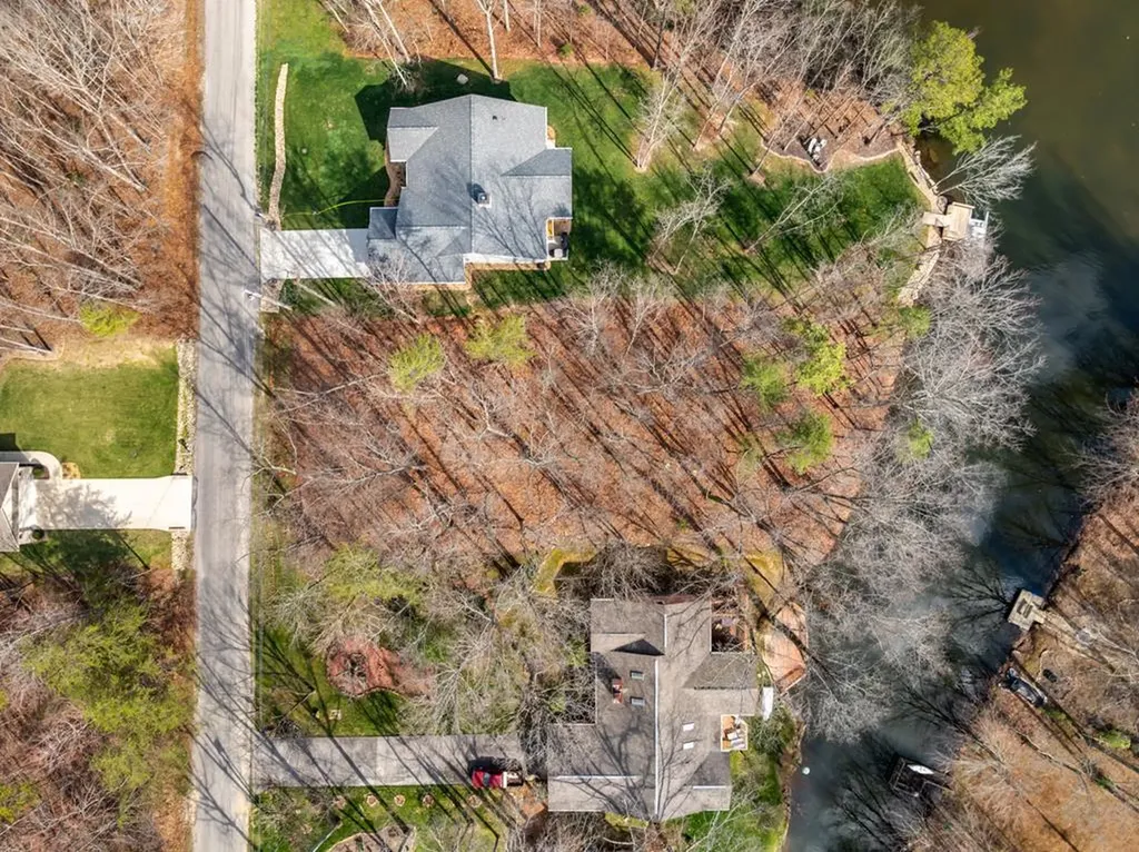 15 Andover Lane Crossville TN 38558