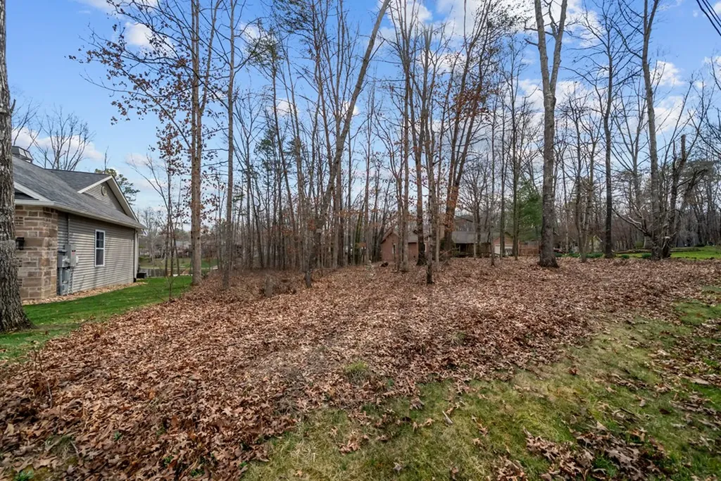15 Andover Lane Crossville TN 38558