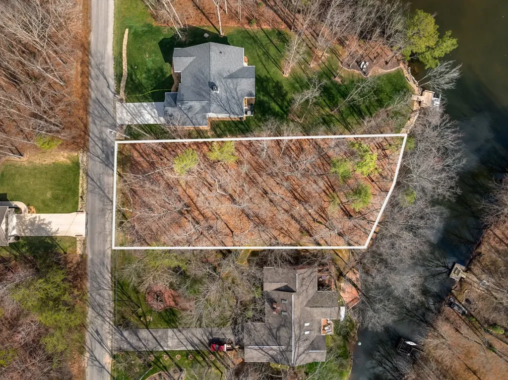 15 Andover Lane Crossville TN 38558