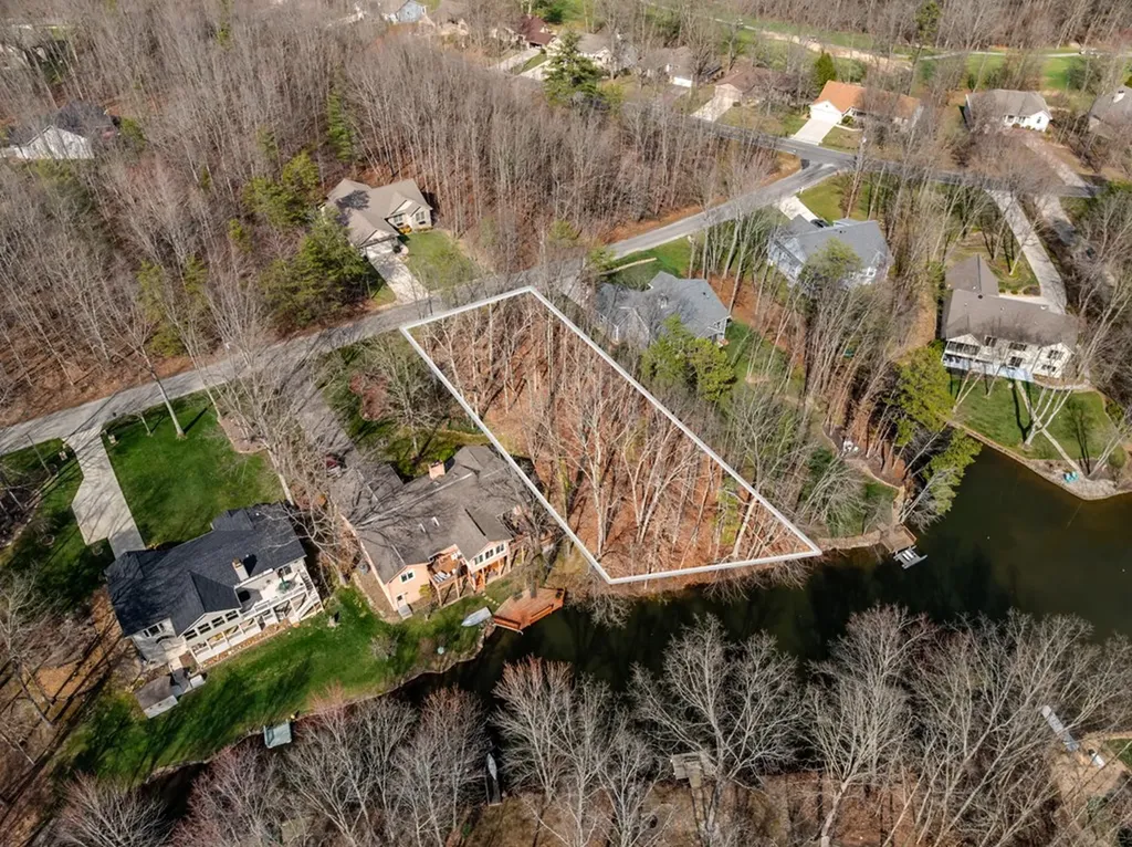 15 Andover Lane Crossville TN 38558