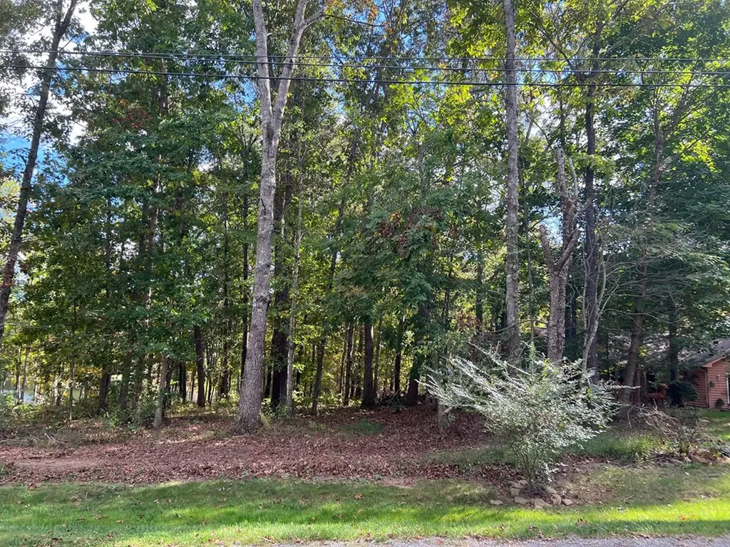 15 Andover Lane Crossville TN 38558